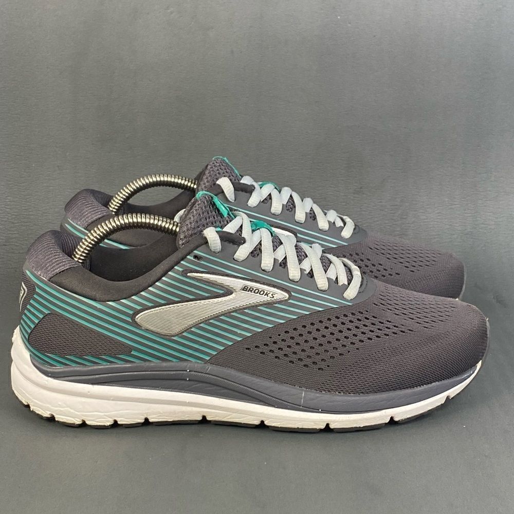 Brooks Addiction 14 sneaker shoes womens size 8.5